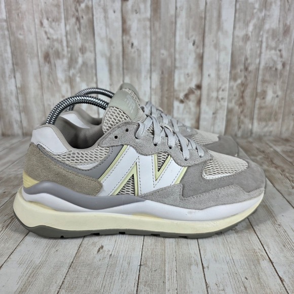 New Balance 57/40 Sneakers‎ Casual Walking Shoes Fashion Athletic Gray 8.5 - Picture 1 of 8